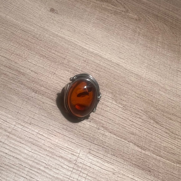 Amber ring - Picture 3 of 5